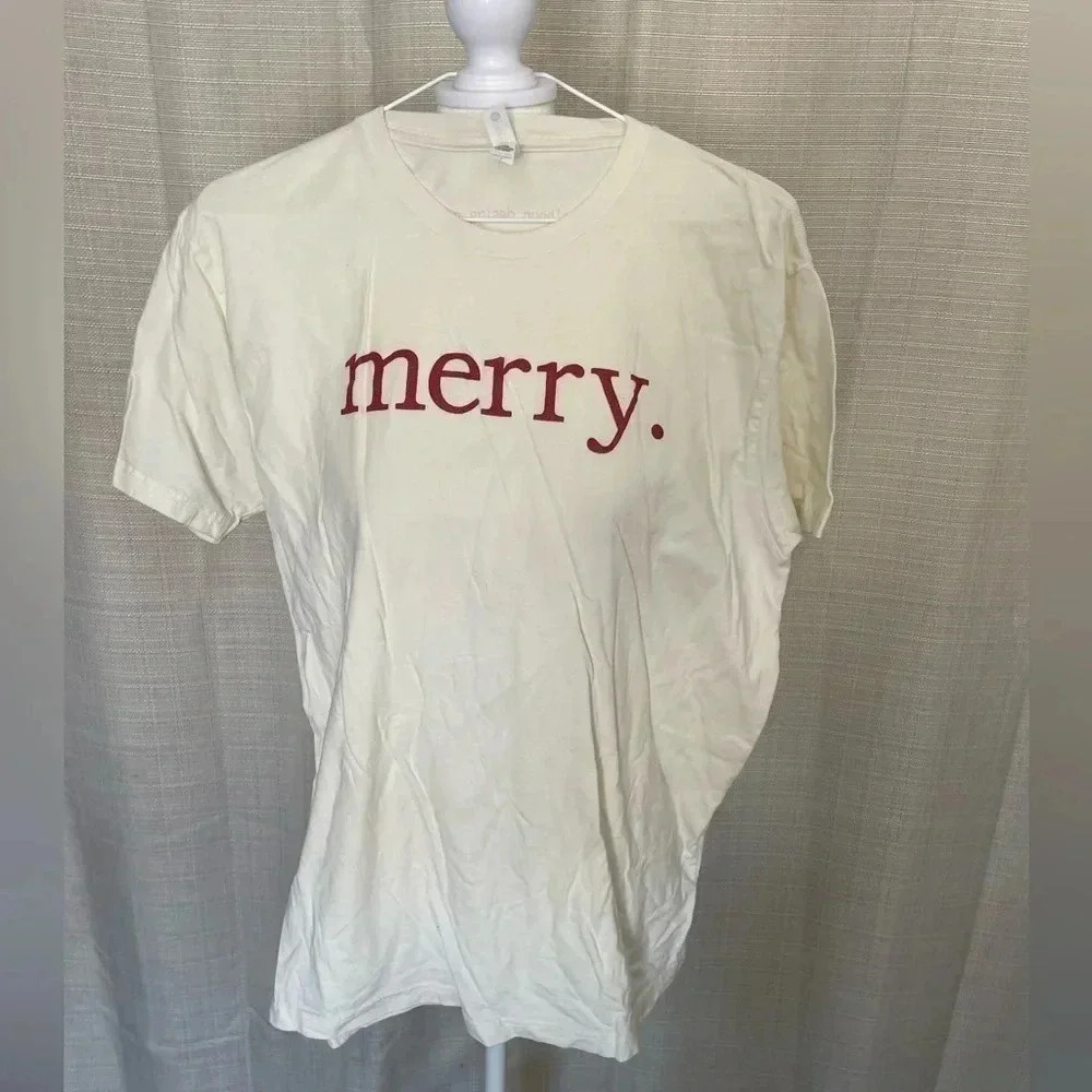 Women’s Short Sleeve Graphic Tshirt - Sz. L